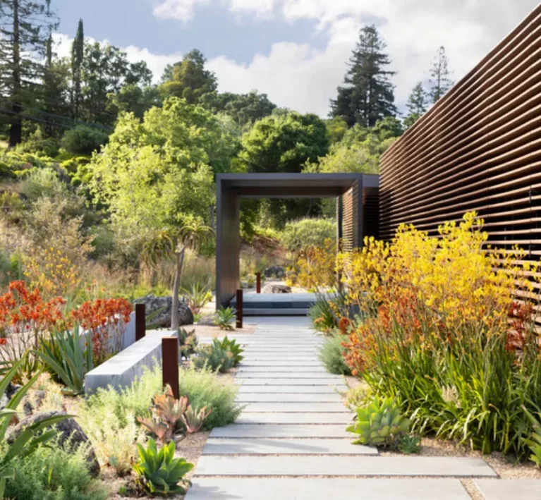 c12e230dce9fa6bdcab880c5f0f80383d54c4816